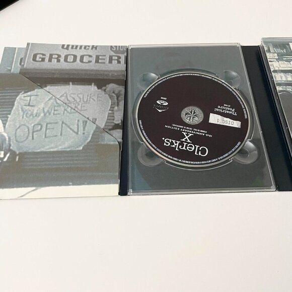 Clerks X 10th Anniversary Edition 3 Disc Special Edition Box Set DVD - Picture 10 of 16